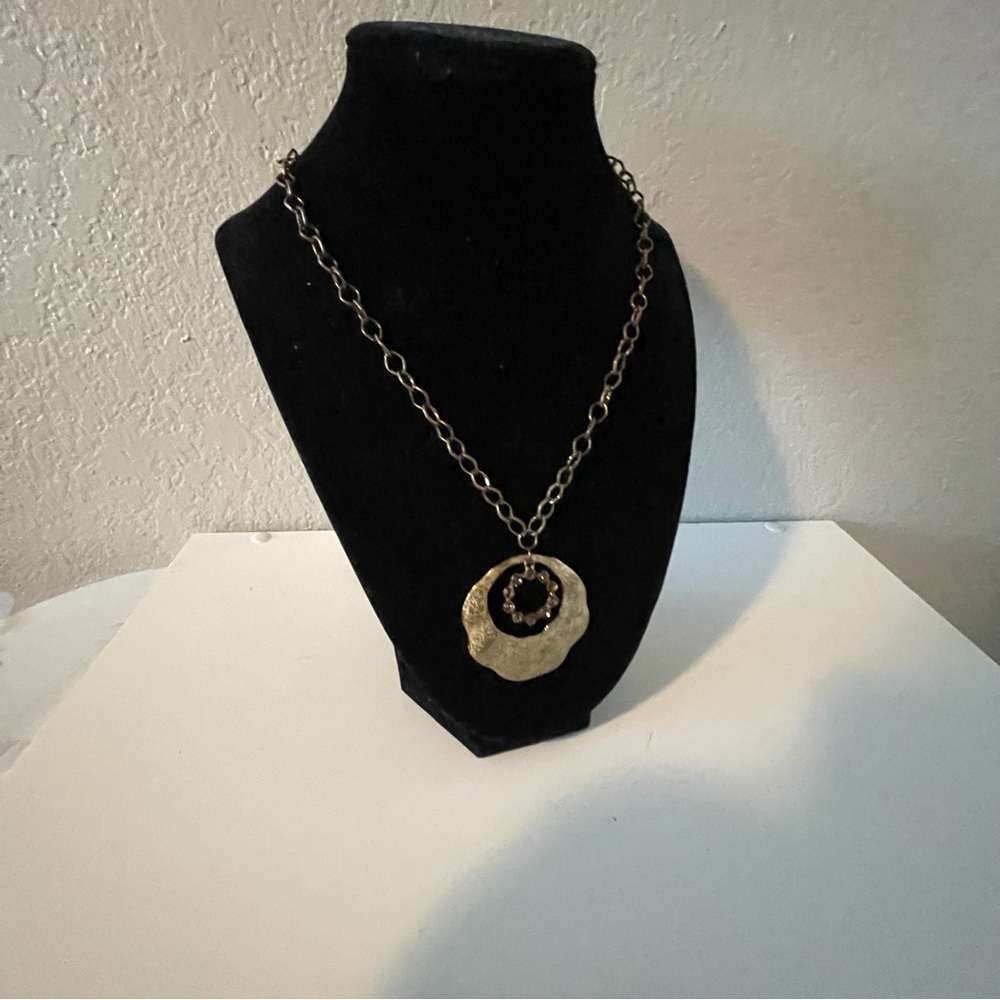 Women’s Gold Fashion Jewelry Pendant Necklace, Size 18 in